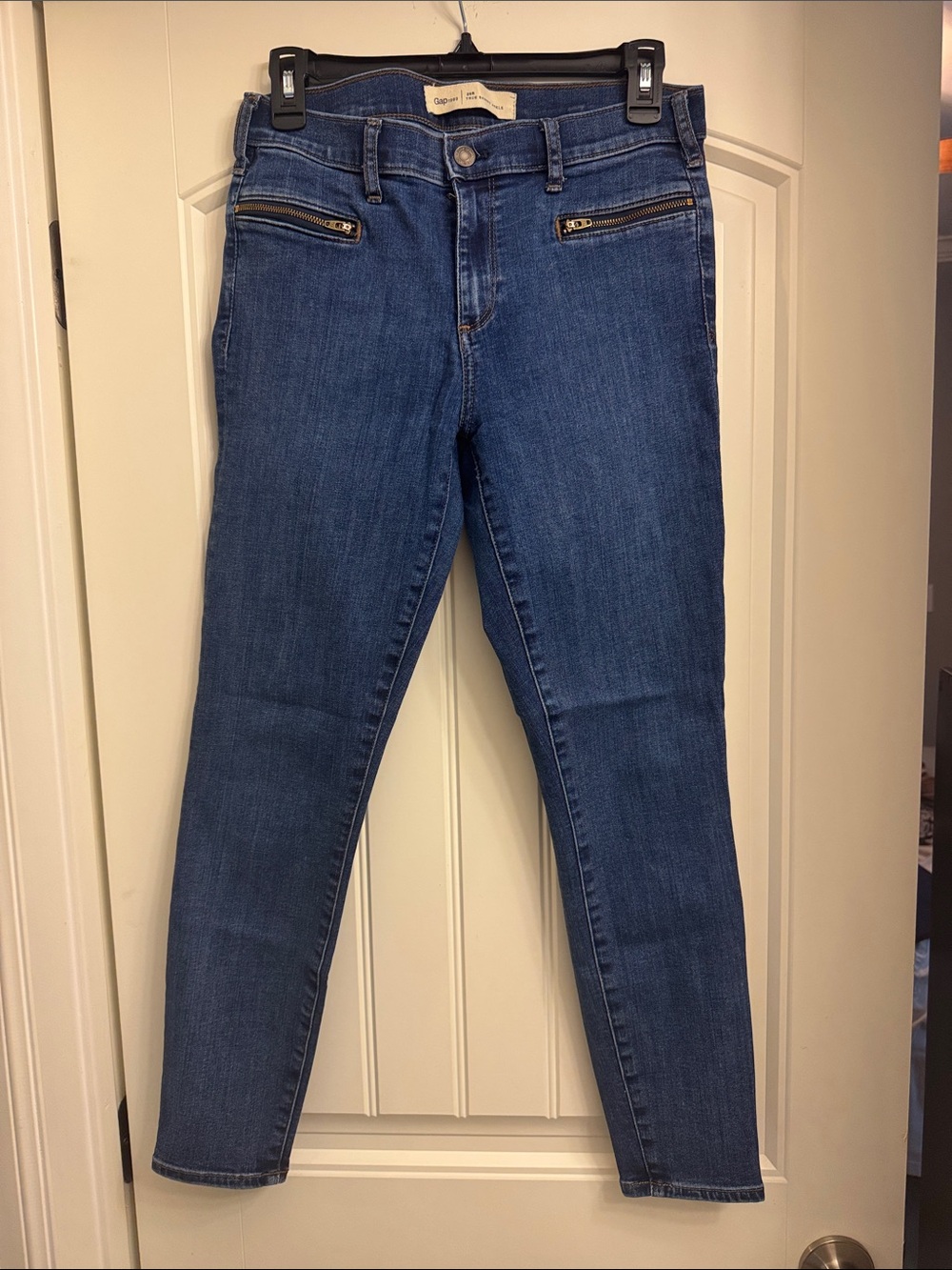 GAP Blue Skinny Jeans with Front Zip Pockets, 29 regular, like new